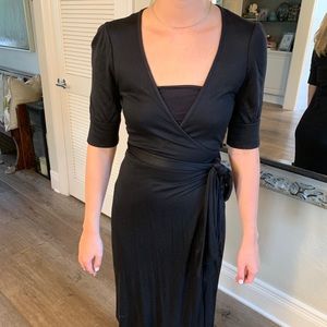 Diane Von Furstenburg Black wrap dress Size 6